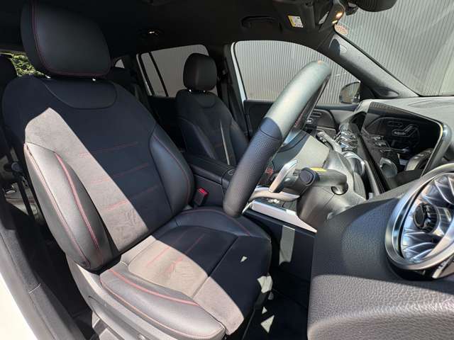 Mercedes-Benz GLB 11