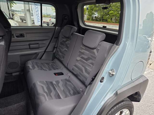 Daihatsu Taft 7