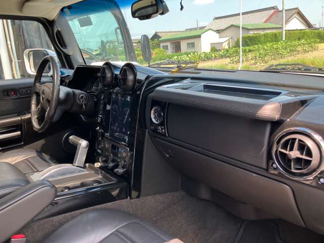 Hummer H2 11