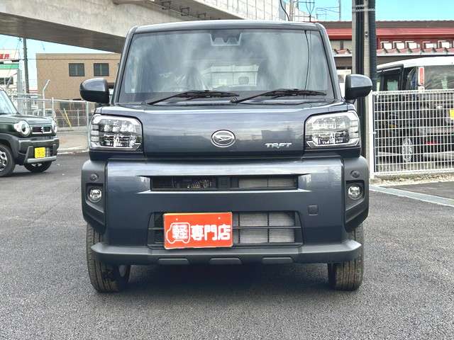 Daihatsu Taft 4