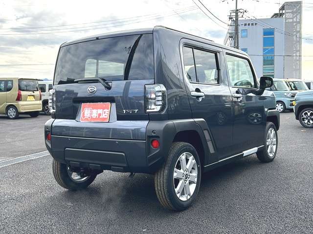 Daihatsu Taft 7