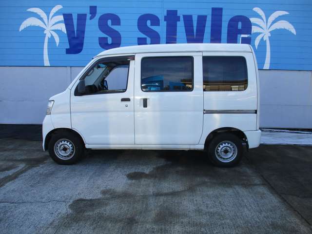 Daihatsu Hijet Cargo 11