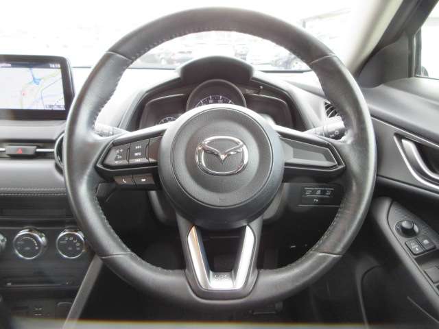 Mazda CX-3 11