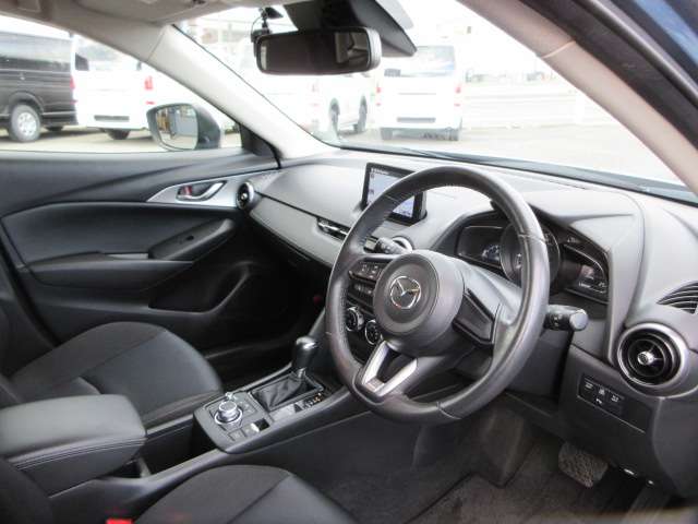 Mazda CX-3 12