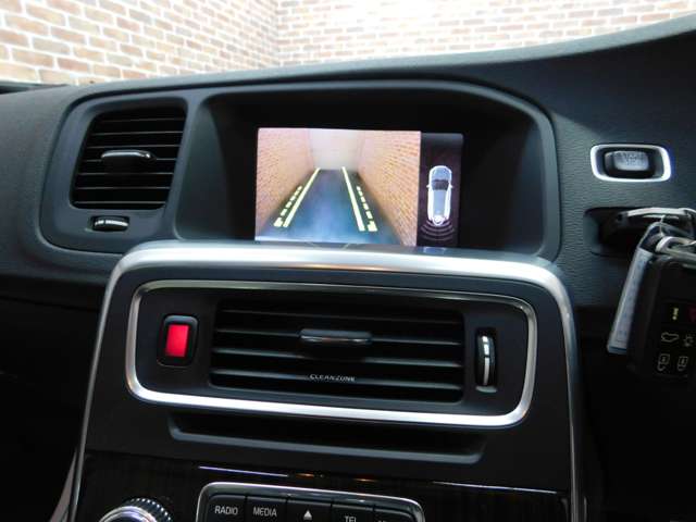 Volvo V60 Cross Country 10