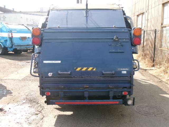 Isuzu Elf 5