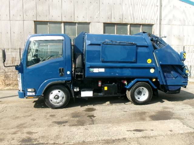 Isuzu Elf 8