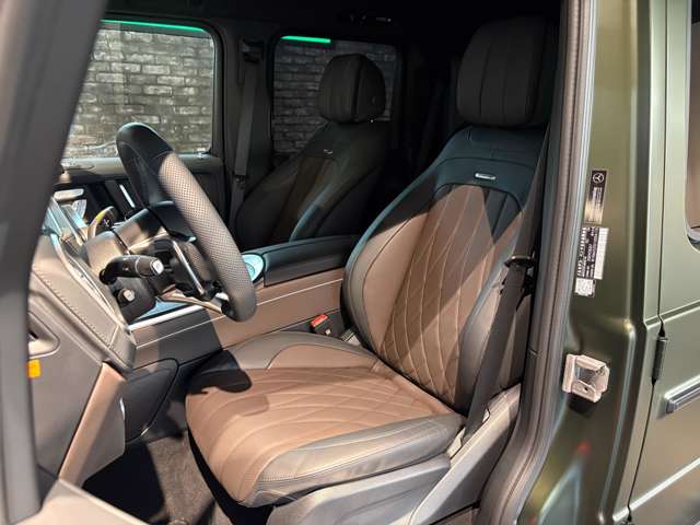 Mercedes-Benz G-Class 10