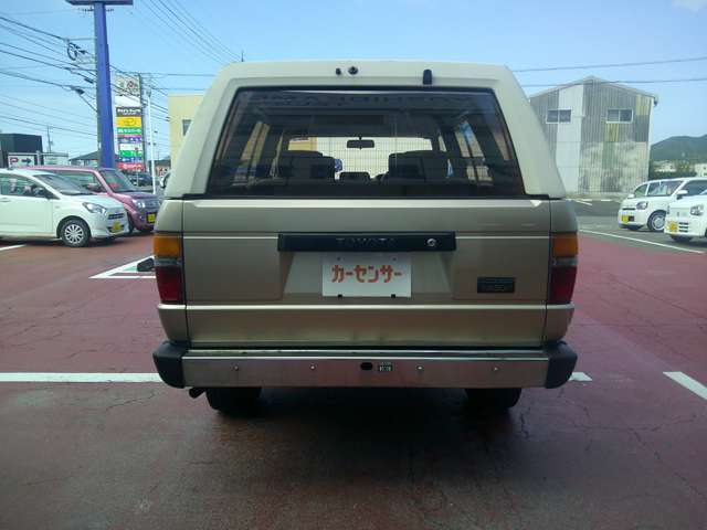 Toyota Hilux Surf 7