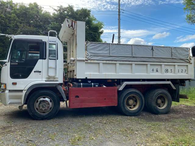 Hino Profia 12