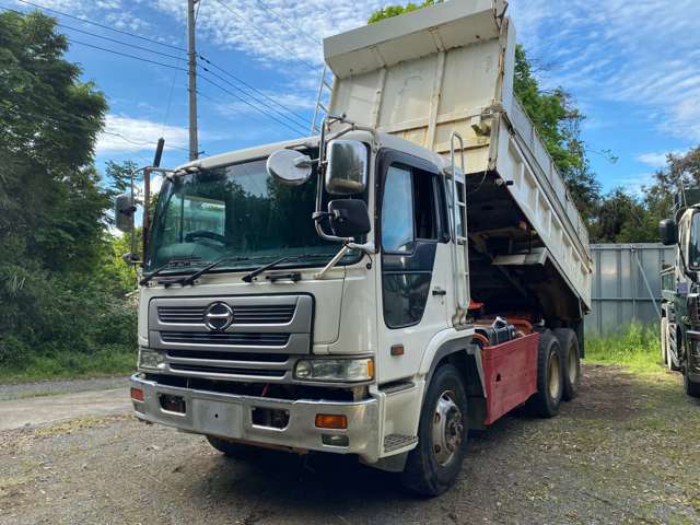 Hino Profia 2