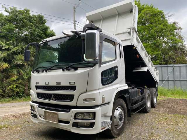 Mitsubishi Fuso Super Great 2