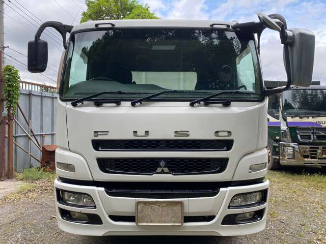Mitsubishi Fuso Super Great 5