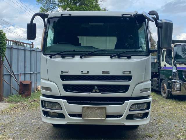 Mitsubishi Fuso Super Great 6