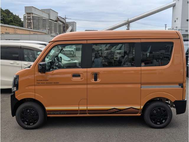 Suzuki Every 12