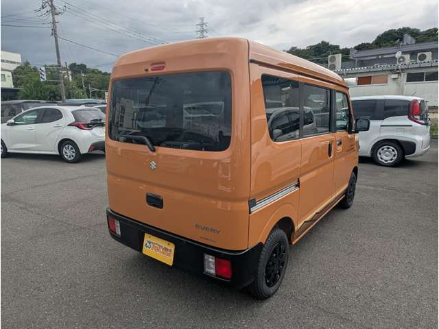 Suzuki Every 9