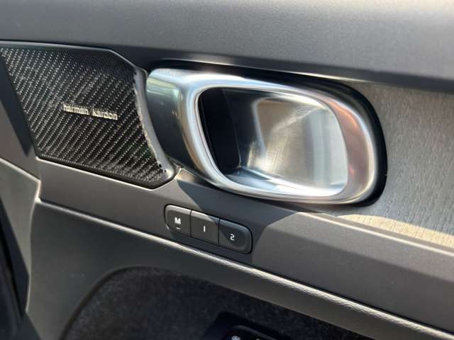 Volvo XC40 11
