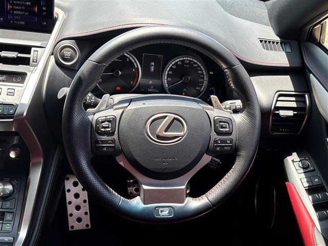 Lexus NX 10