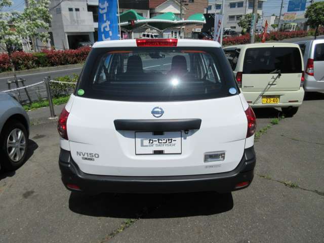 Nissan NV150 AD 6