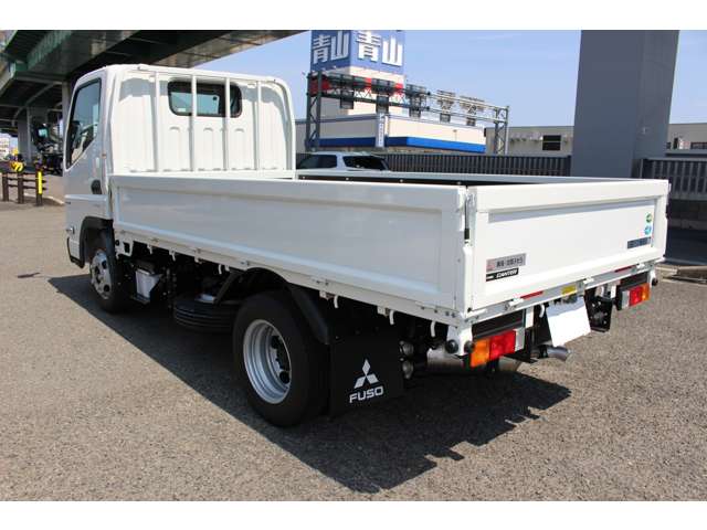 Mitsubishi Fuso Canter 4