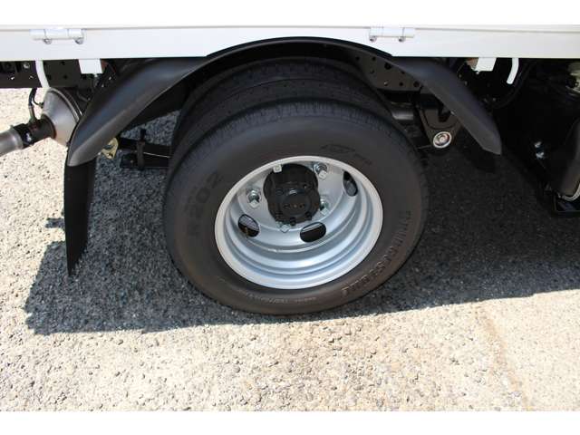 Mitsubishi Fuso Canter 7