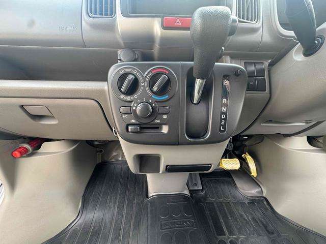 Suzuki Every 8