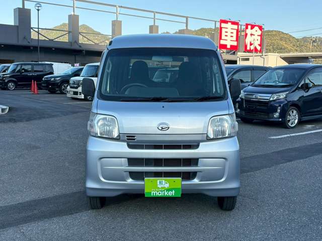 Daihatsu Hijet Cargo 9