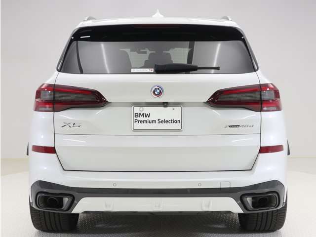 BMW X5 8