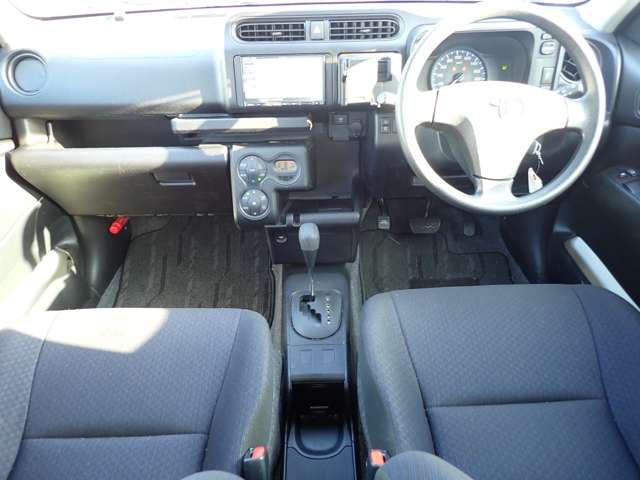 Toyota Probox Van 8