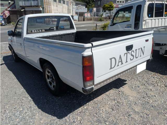 Nissan Datsun 4