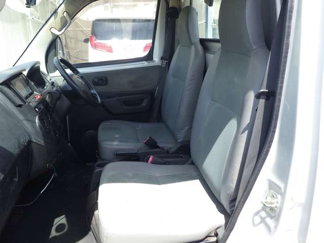 Toyota Light Ace Truck 11