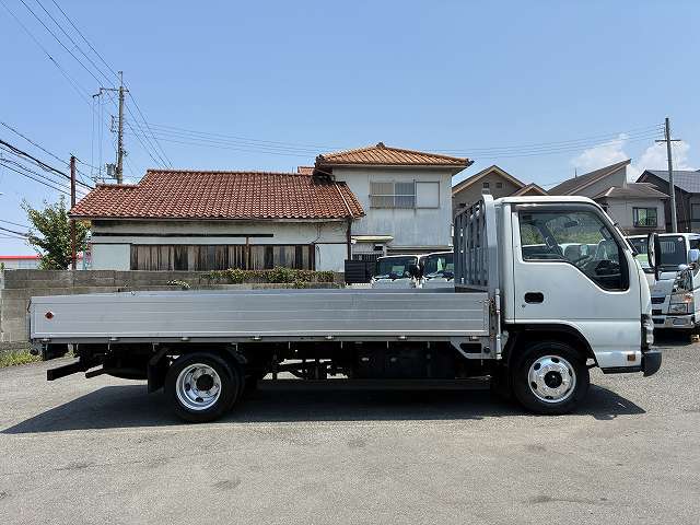 Isuzu Elf 5