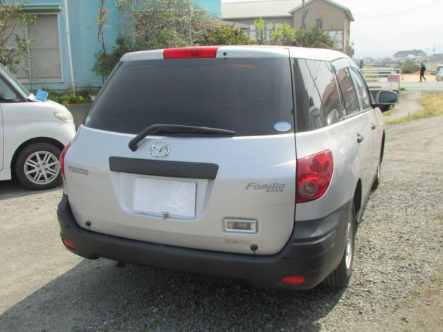 Mazda Familia Van 6