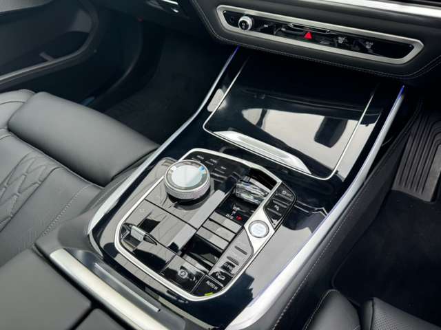 BMW X7 7