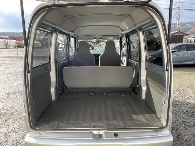Mitsubishi Minicab Van 3