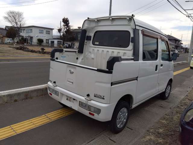 Daihatsu Hijet Deck Van 6