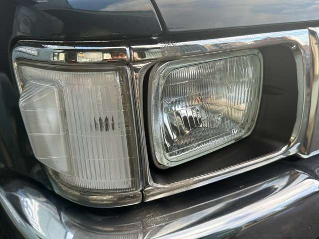 Toyota Hilux 12