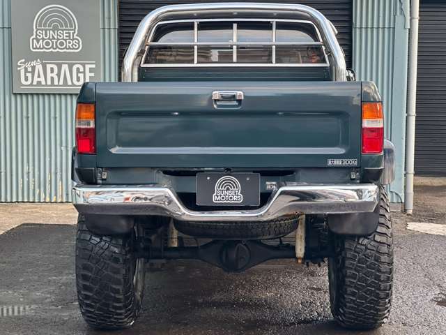 Toyota Hilux 6