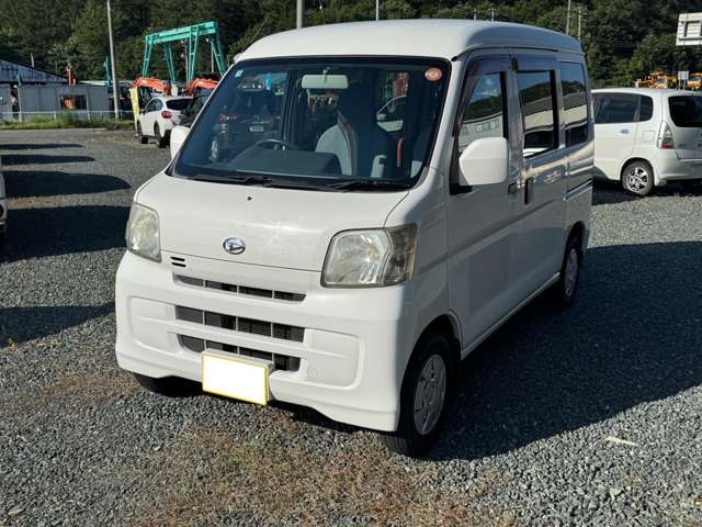 Daihatsu Hijet Cargo 6
