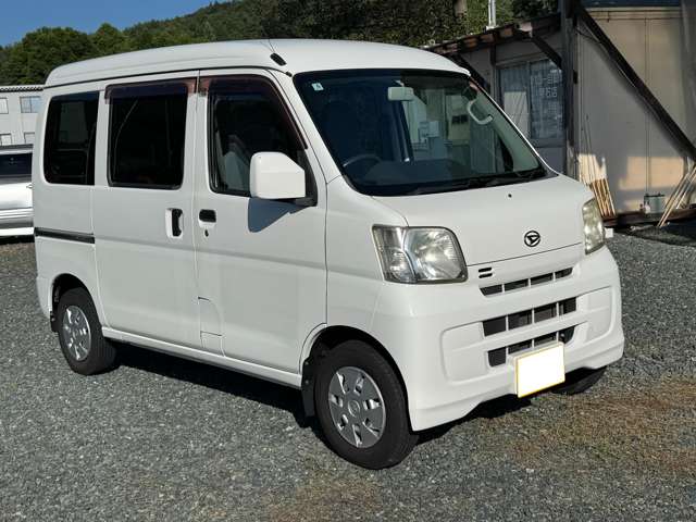 Daihatsu Hijet Cargo 7