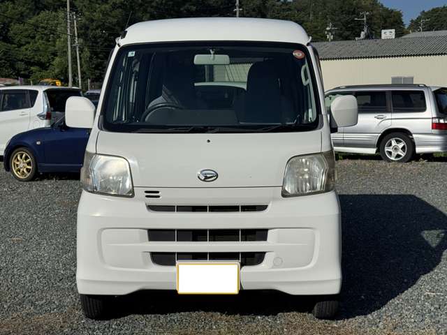 Daihatsu Hijet Cargo 8