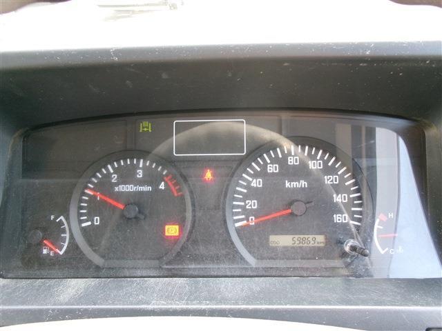 Isuzu Elf 9