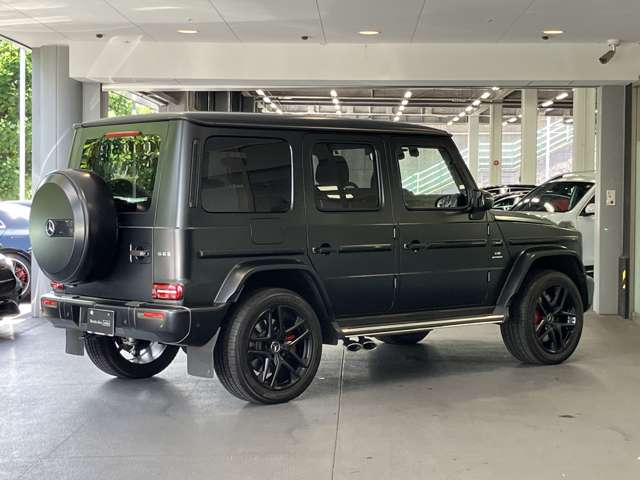 Mercedes-Benz G-Class 3