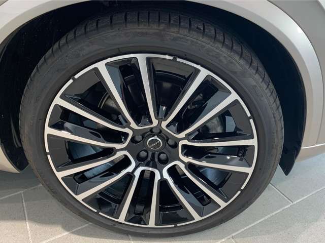 Volvo XC90 5