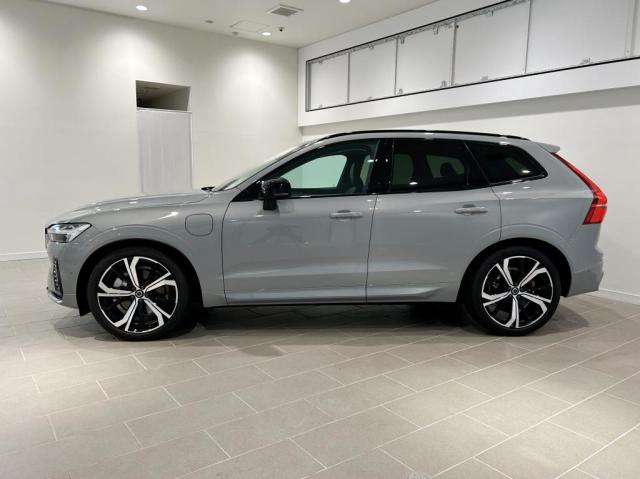 Volvo XC60 4