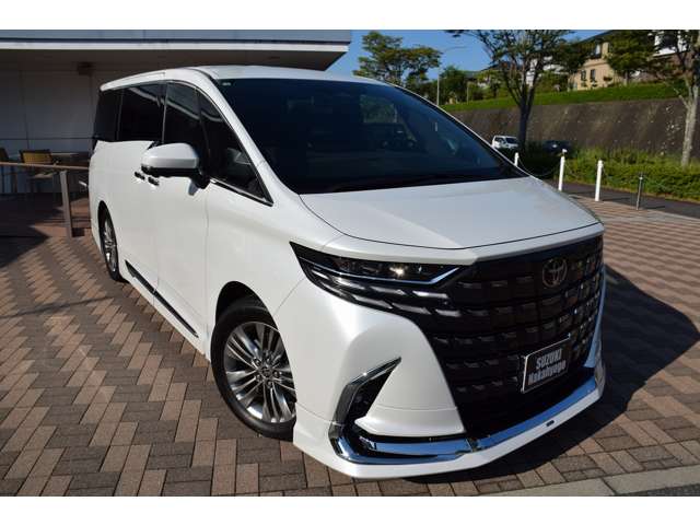Toyota Alphard 5