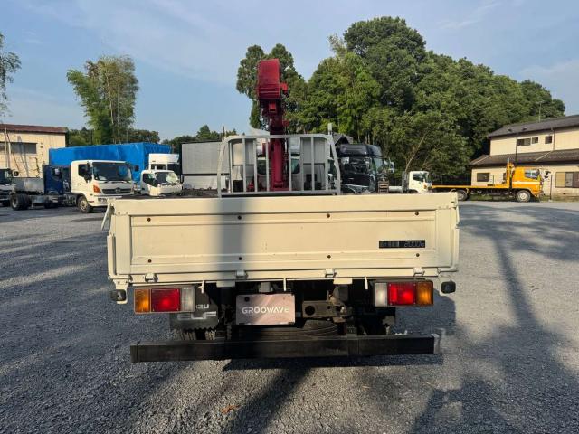 Isuzu Elf 9