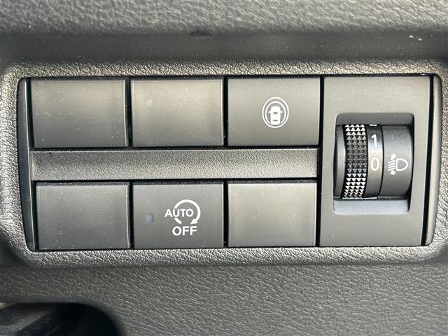 Mitsubishi eK X 12
