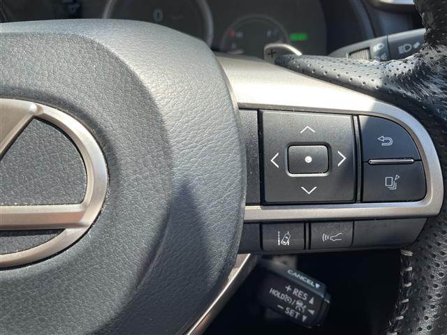 Lexus RX 7