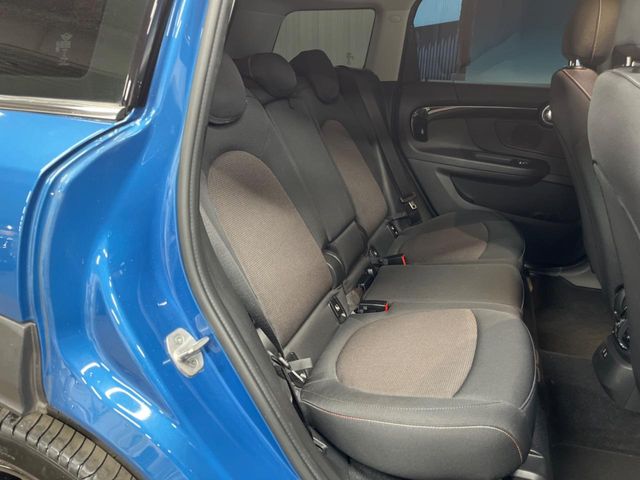 MINI Crossover 10